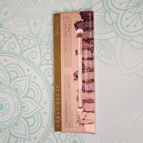 Urban Decay Naked 3 Eyeshadow Palette NIB - Picture 2 of 6